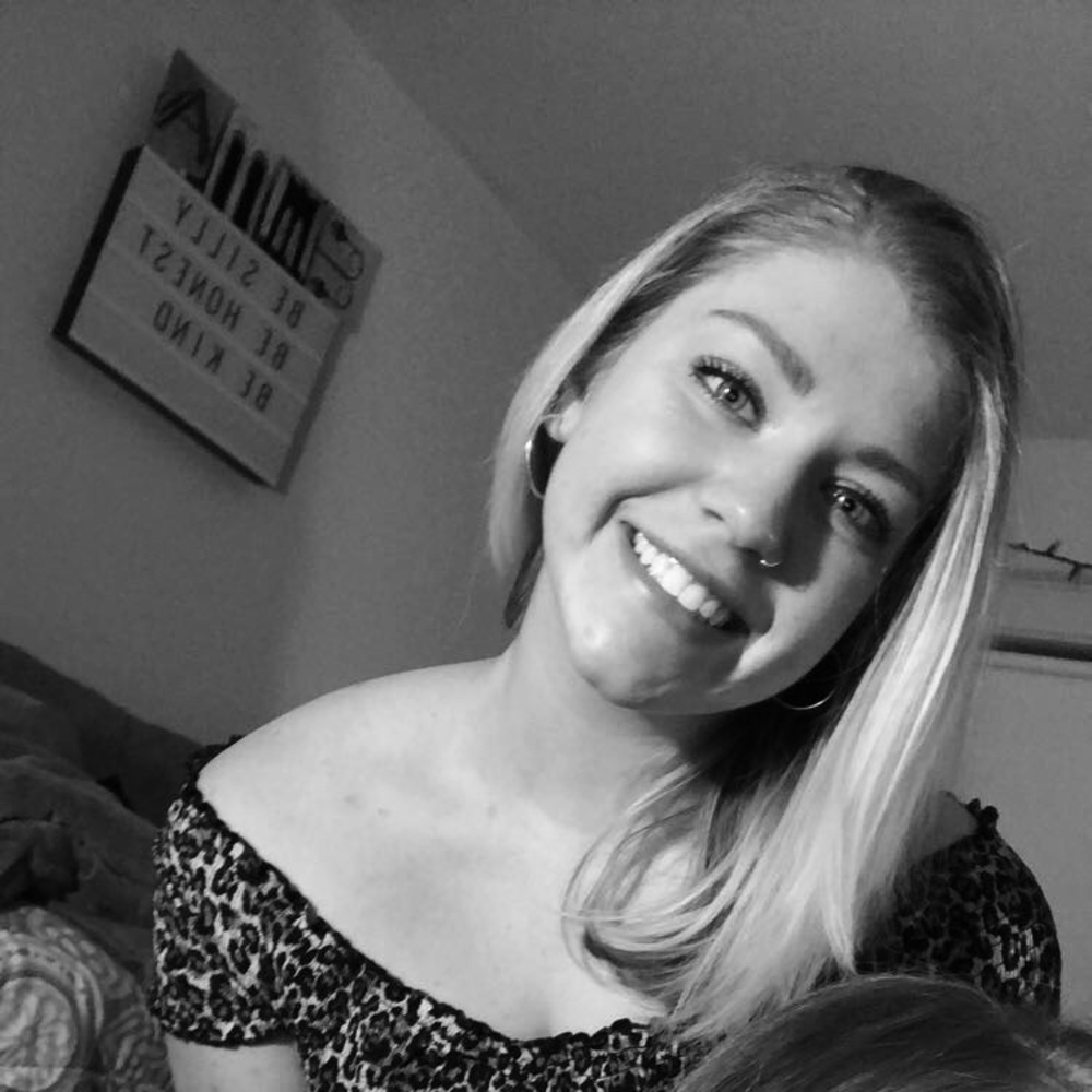 Meet your Posher, Lexi
